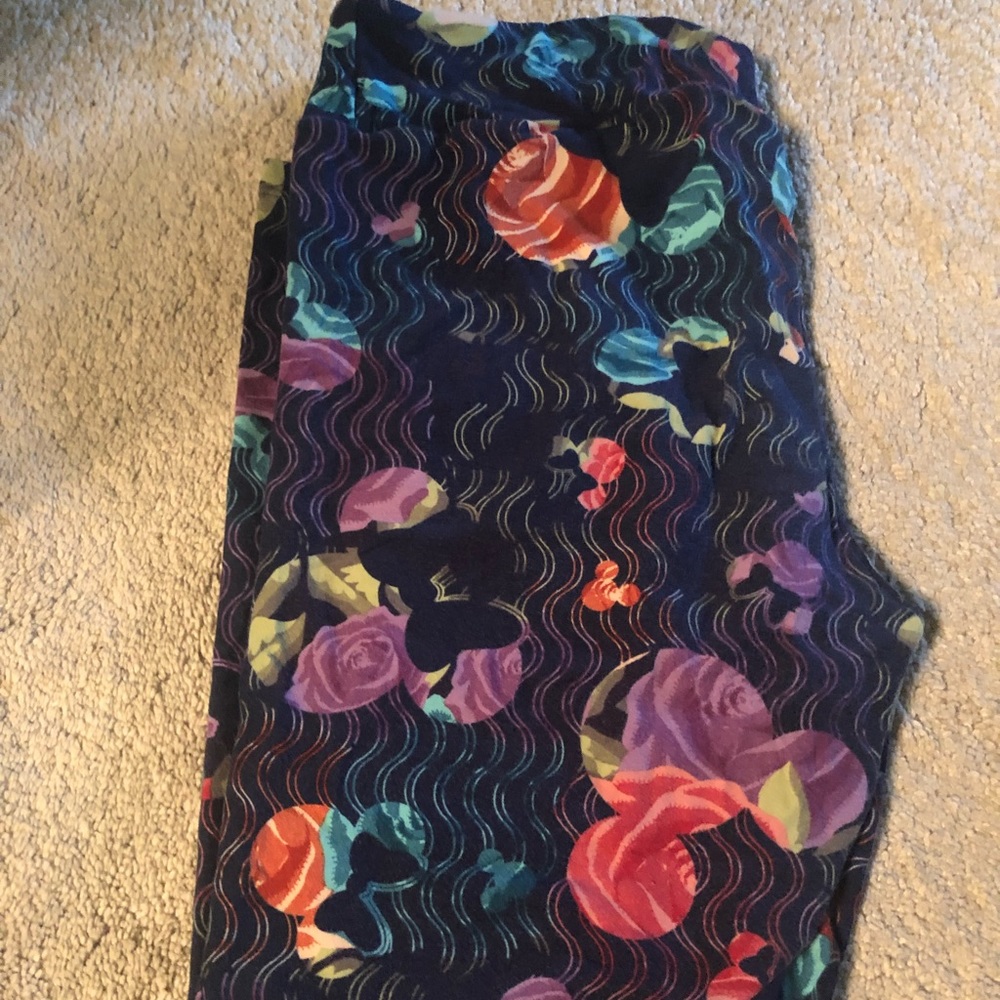 Lularoe Disney leggings